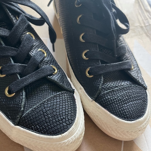 CONVERSE OX LEATHER SNAKE SKIN PRINT SNEAKERS - Picture 2 of 15